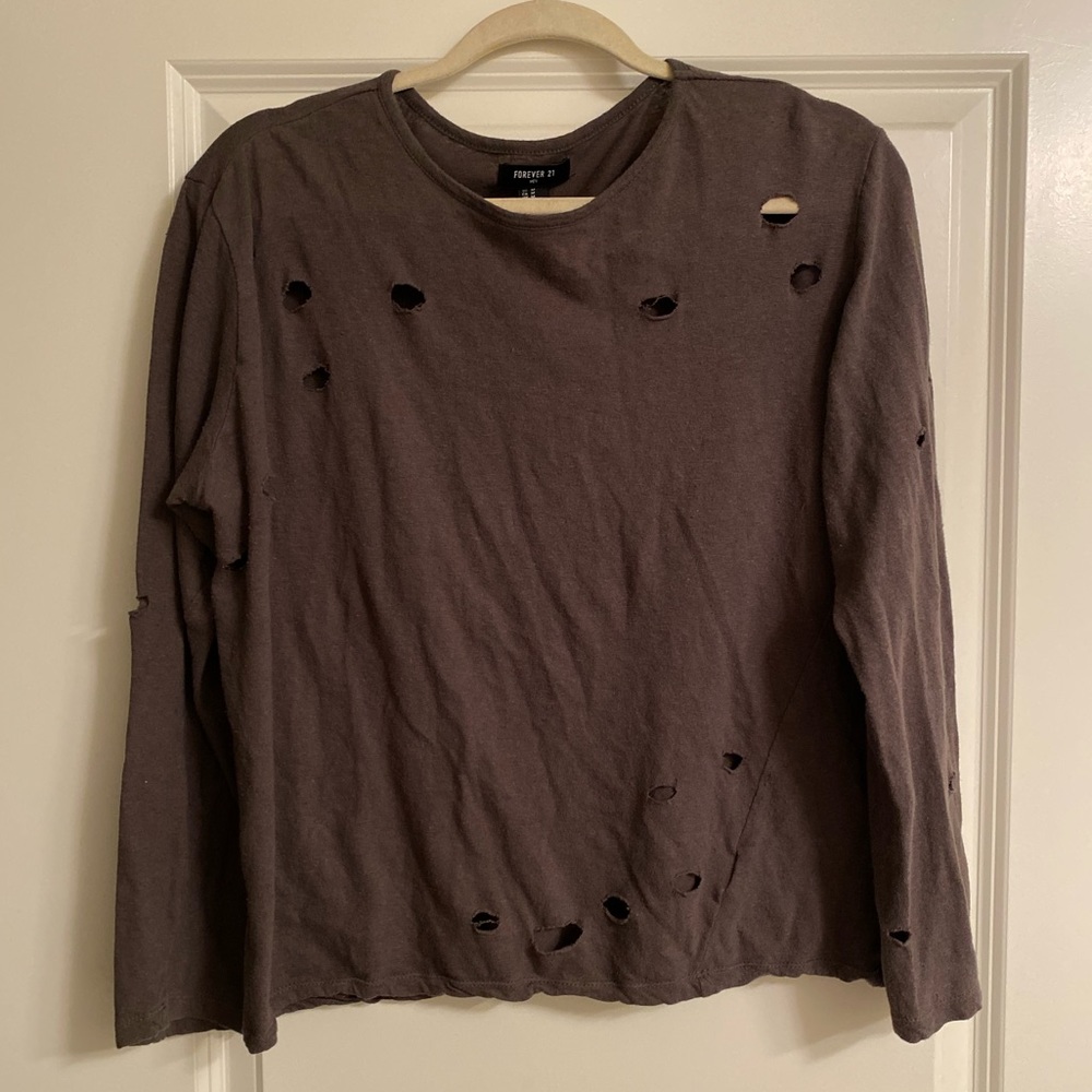 Forever 21 Men distressed long sleeve shirt M